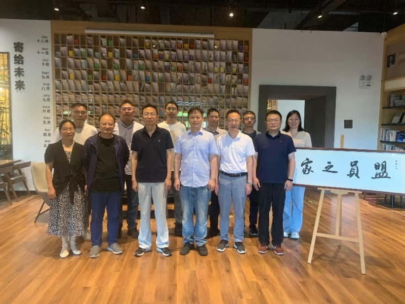 民盟江南体育·(JiangNan Sports)官方网站,支部顺利完成换届选举